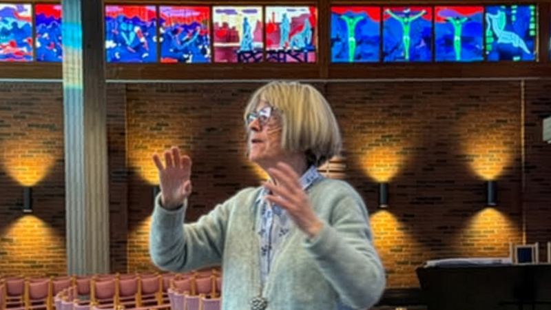 Glassmaleriene i Spjelkavik kyrkje